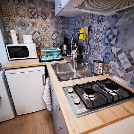 Apartamento A Casa Di Chiara Nápoles Exterior foto