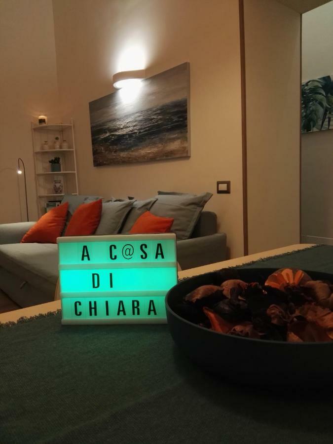 Apartamento A Casa Di Chiara Nápoles Exterior foto