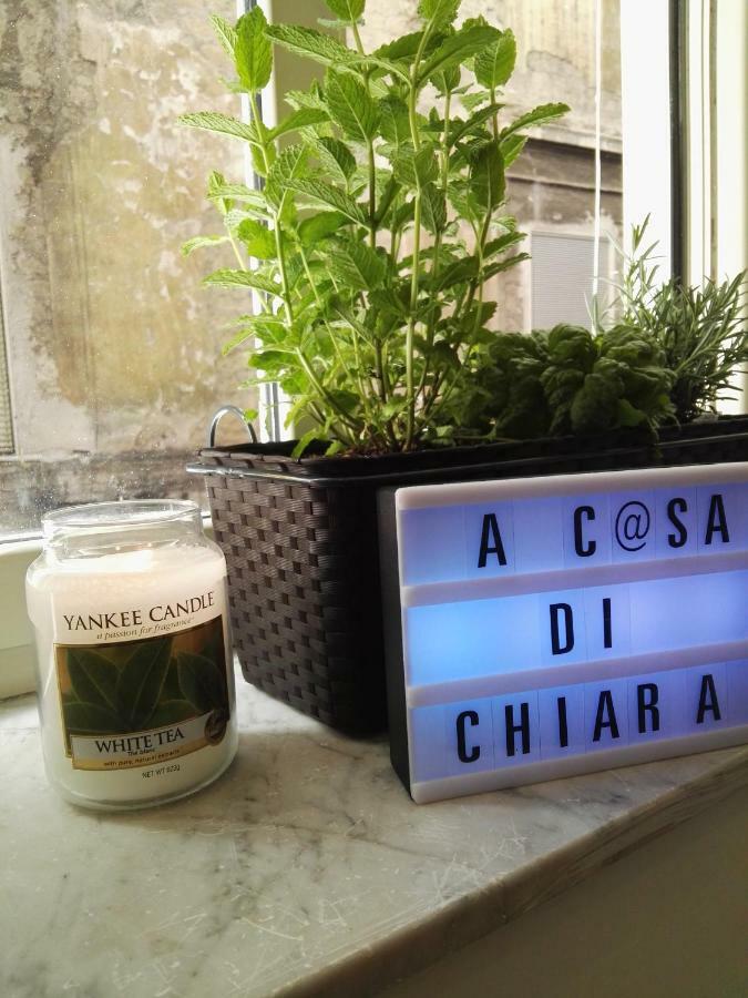 Apartamento A Casa Di Chiara Nápoles Exterior foto